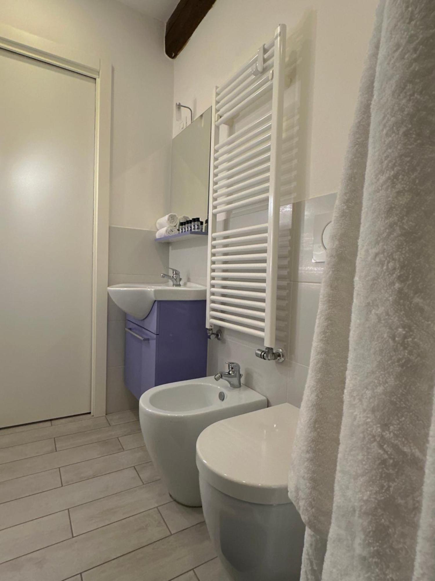 Fondazza Boutique Apartment โบโลญญา ภายนอก รูปภาพ