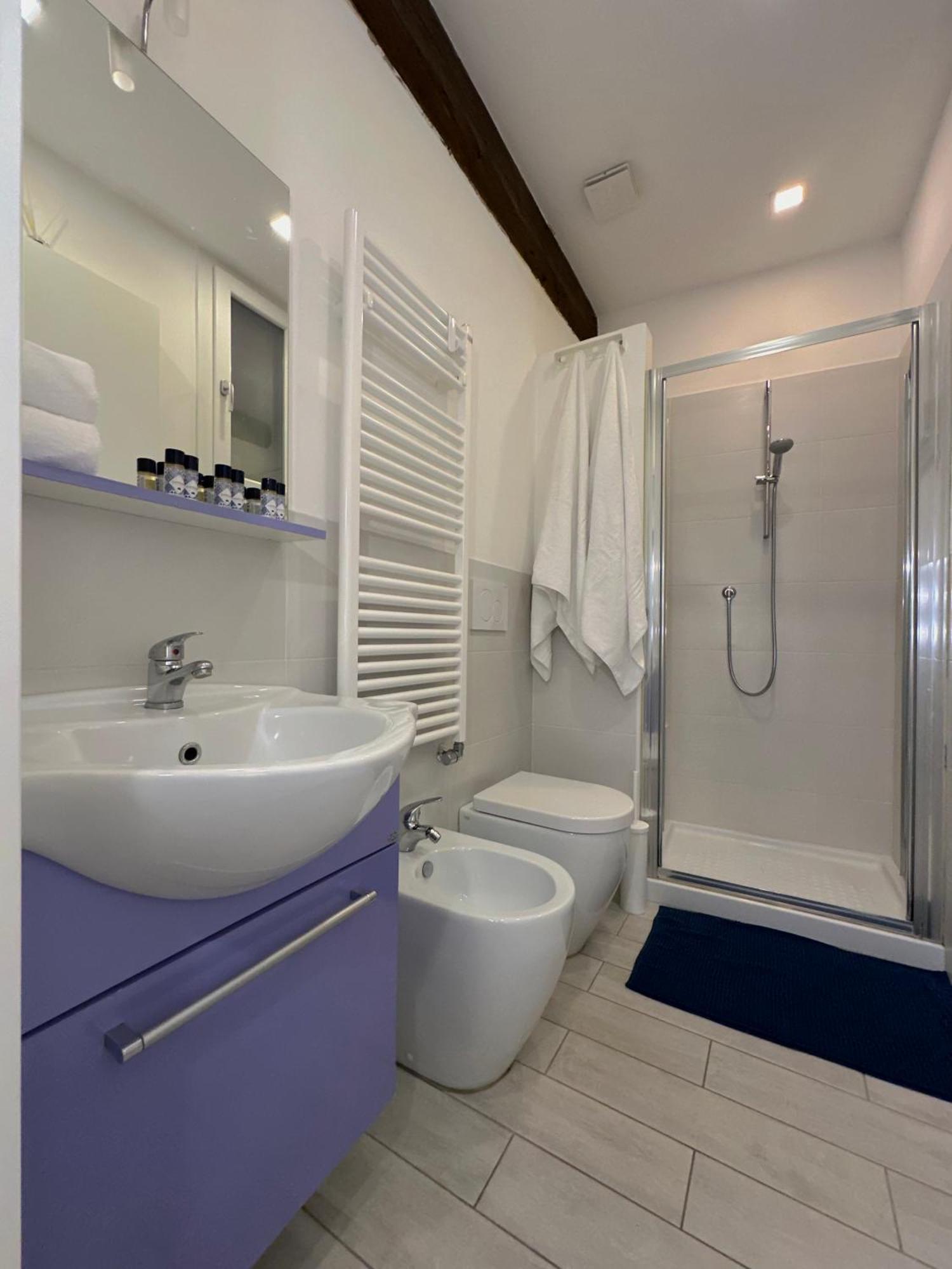 Fondazza Boutique Apartment โบโลญญา ภายนอก รูปภาพ